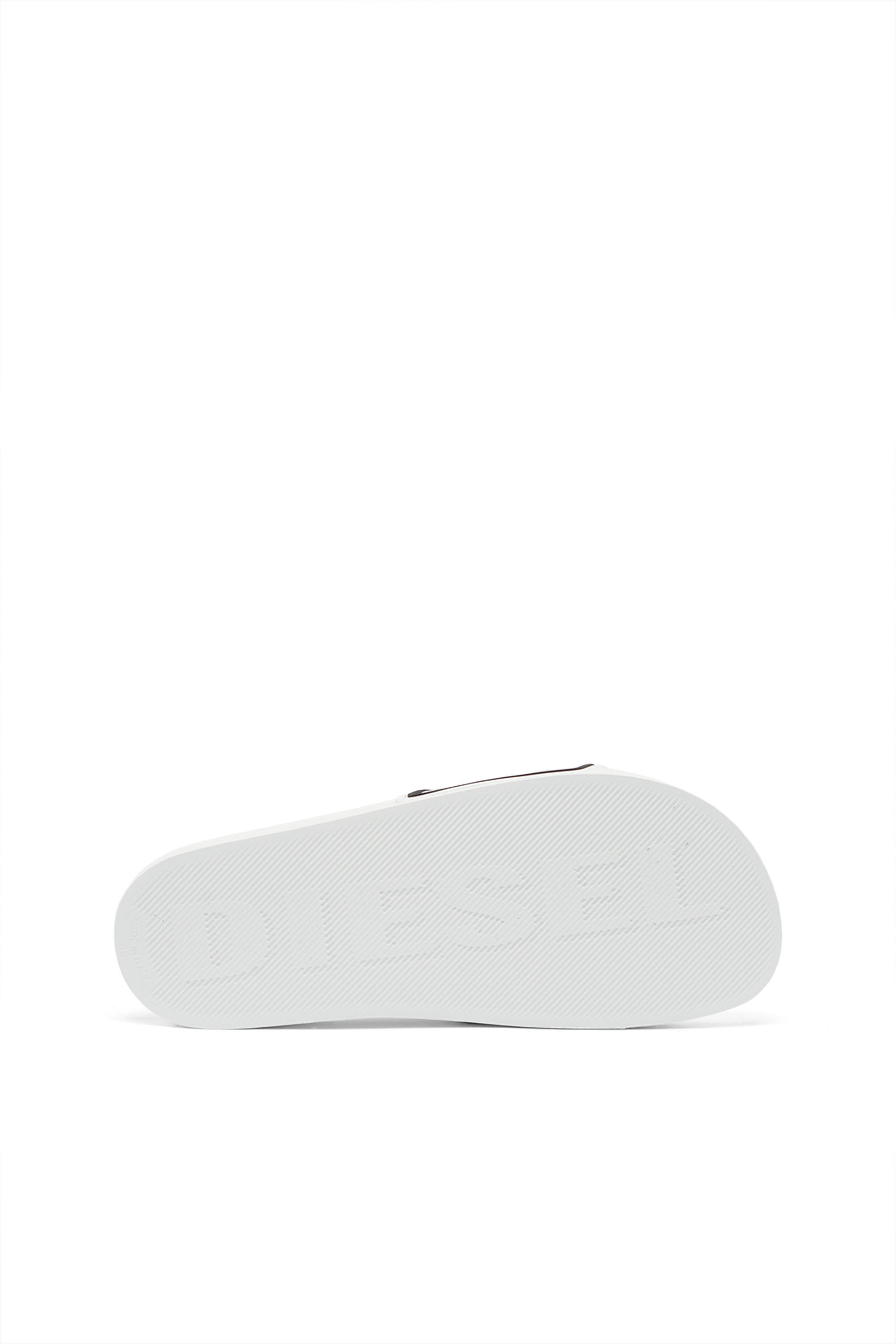 Diesel - SA-MAYEMI CC W, Woman Sa-Mayemi-Rubber slides with embossed logo in White - Image 5