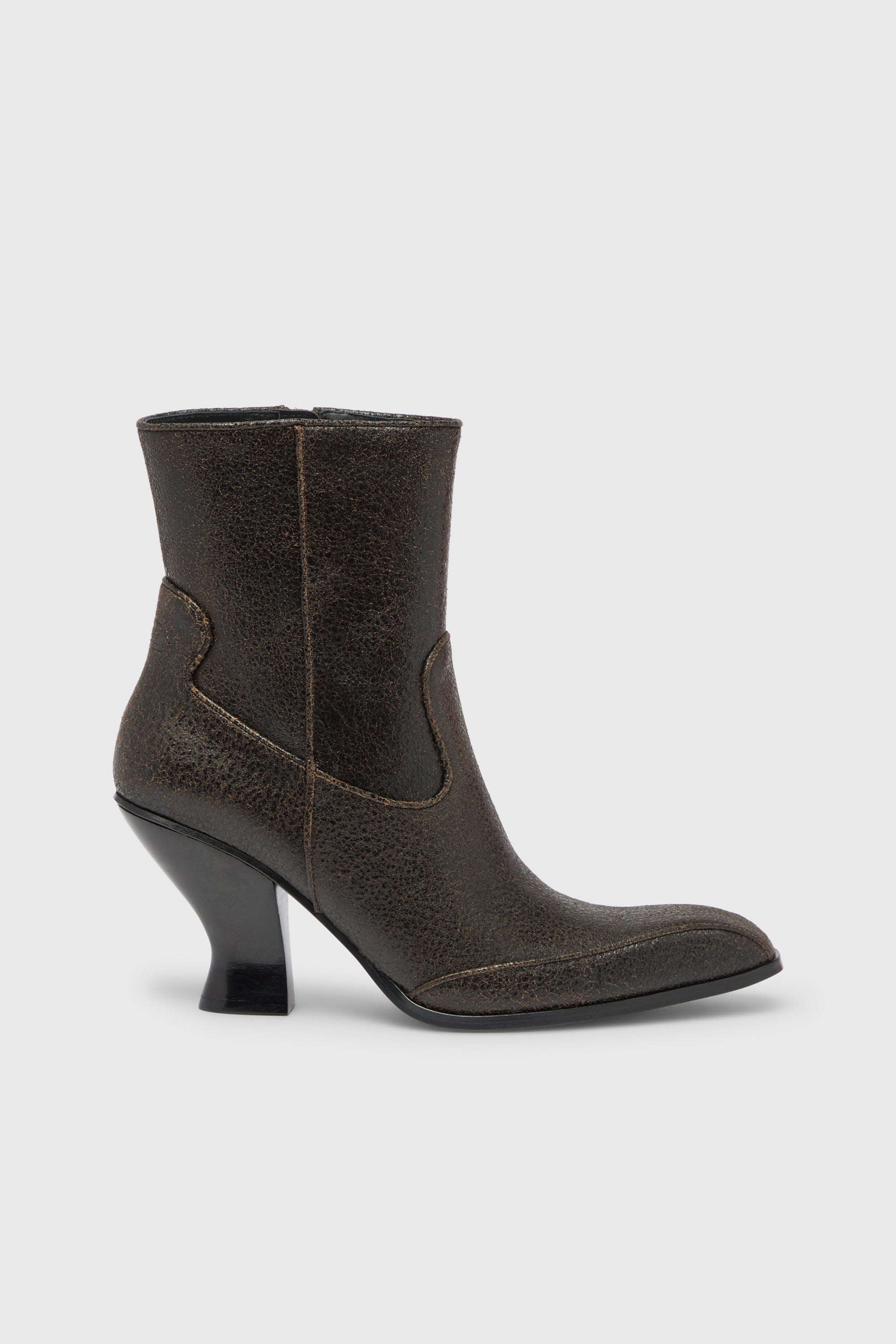 Diesel - D-LUFFY-75-AB, Woman's D-Luffy-Ankle boots in crackled leather in Dark Brown - 1