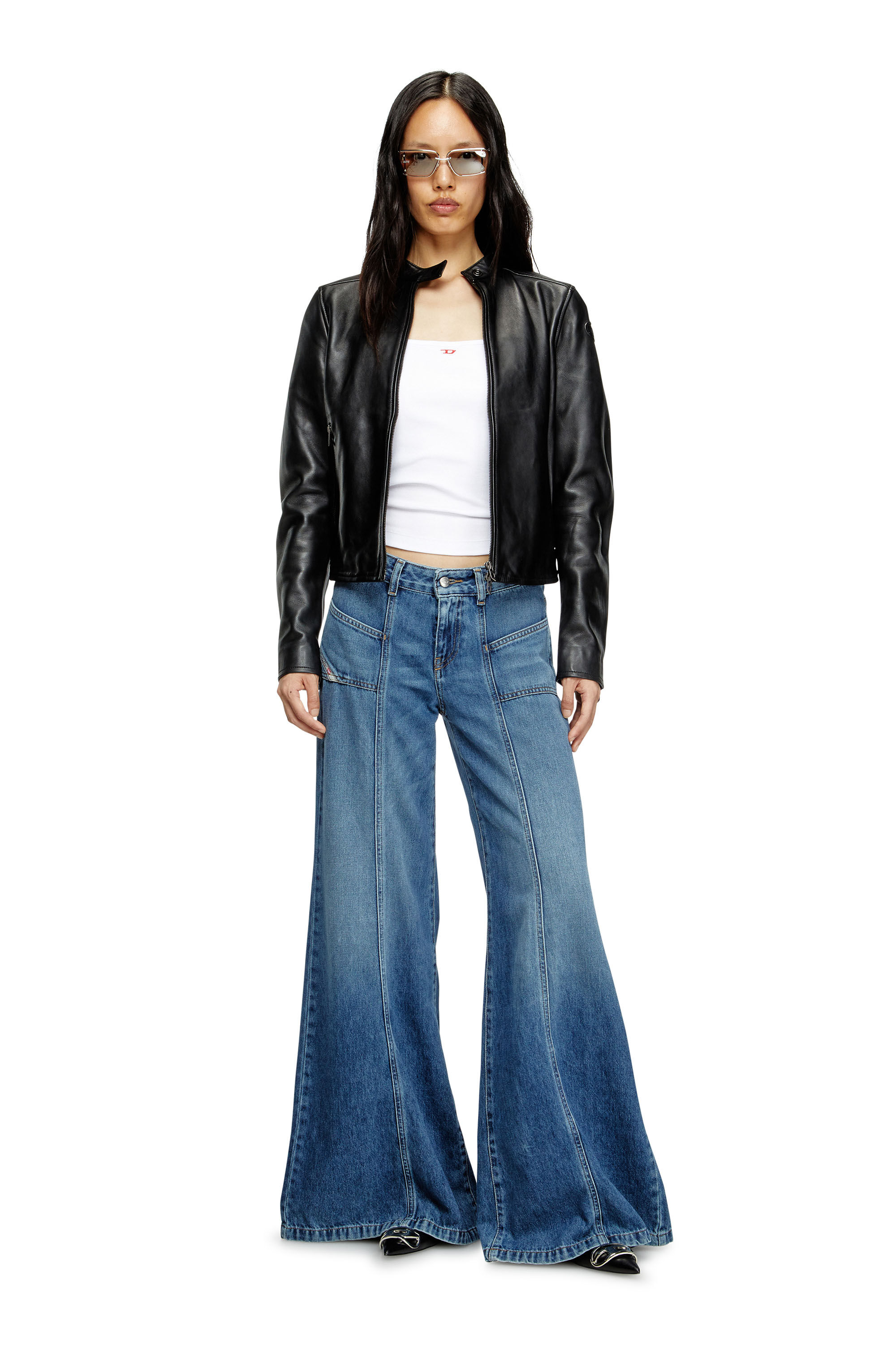 Diesel - Woman's Flare Jeans D-Akii 09M56, Medium blue - 1