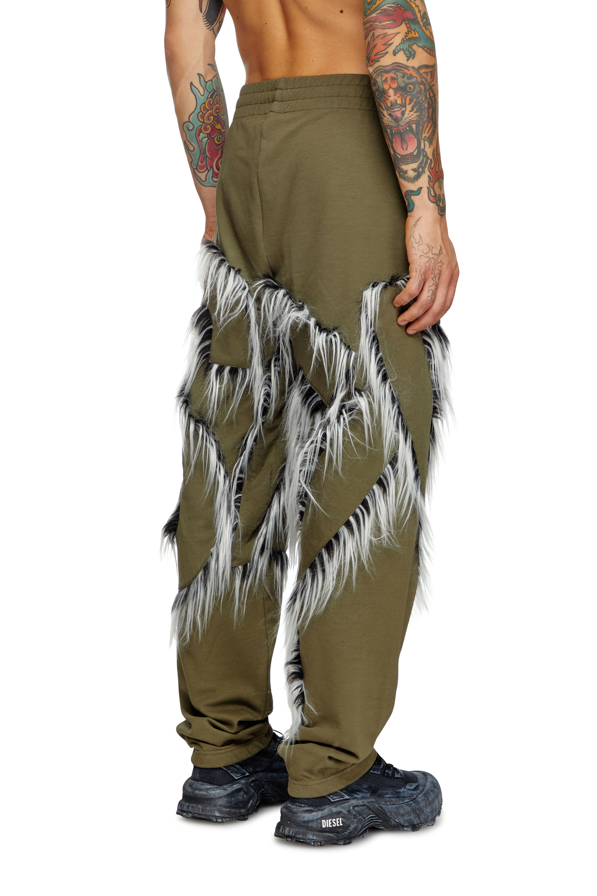 Diesel - P-BIMY-FUR, Man's Track pants with hairy-trim logo in Military Green - 4