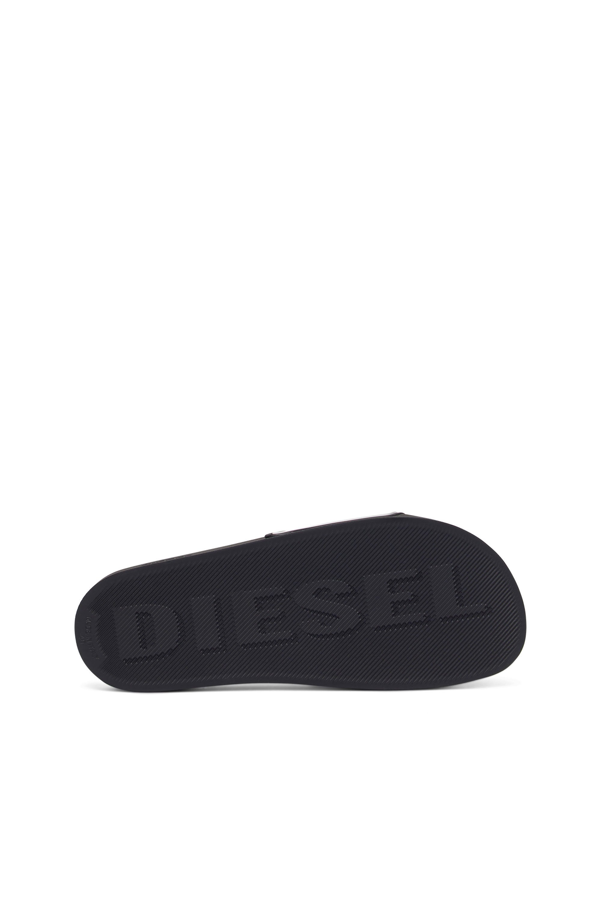 Diesel - SA-MAYEMI CC W, Woman Sa-Mayemi-Rubber slides with embossed logo in Black - Image 5