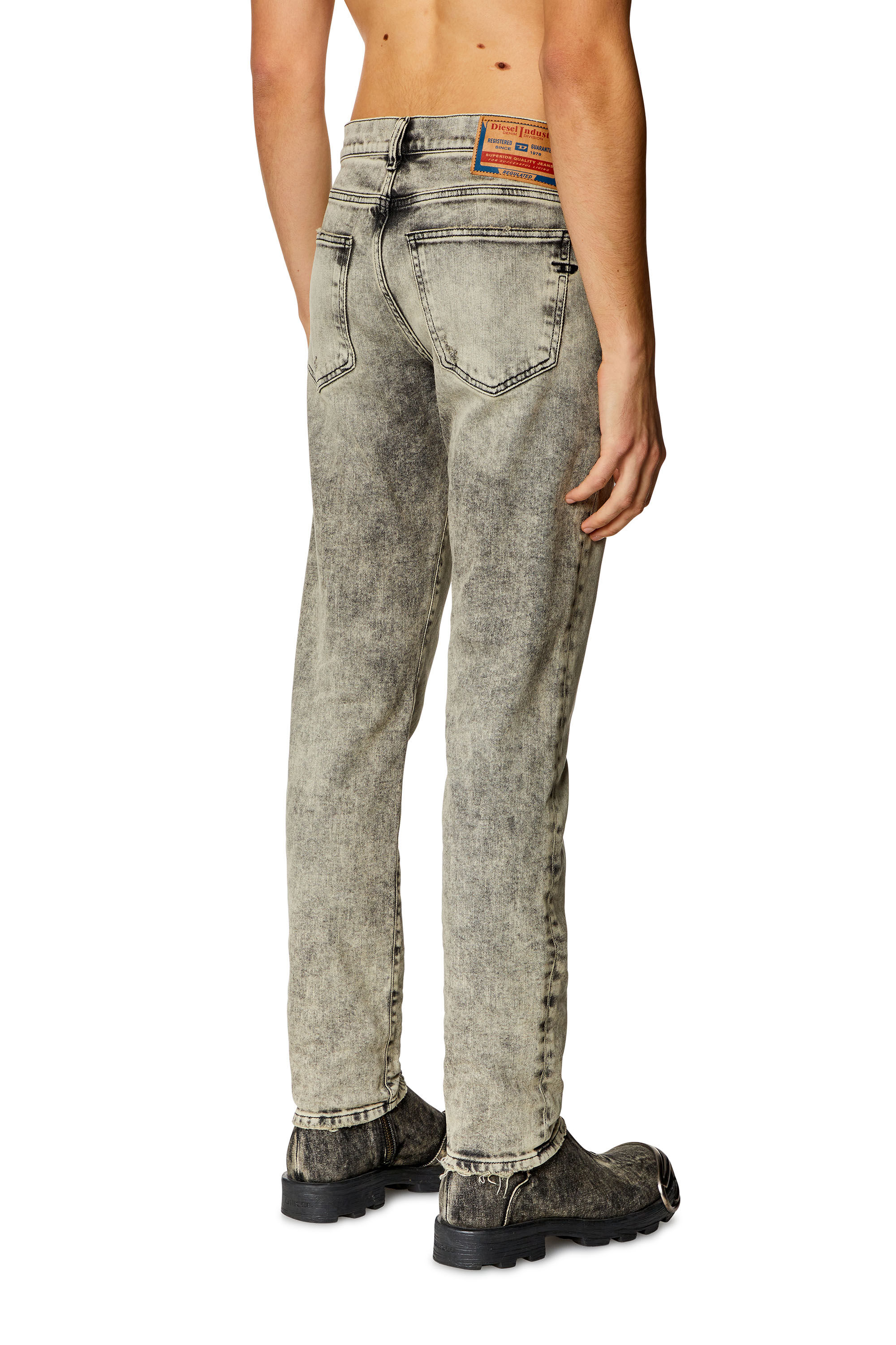Diesel - Man Slim Jeans 2019 D-Strukt 09H56, Grey - Image 4