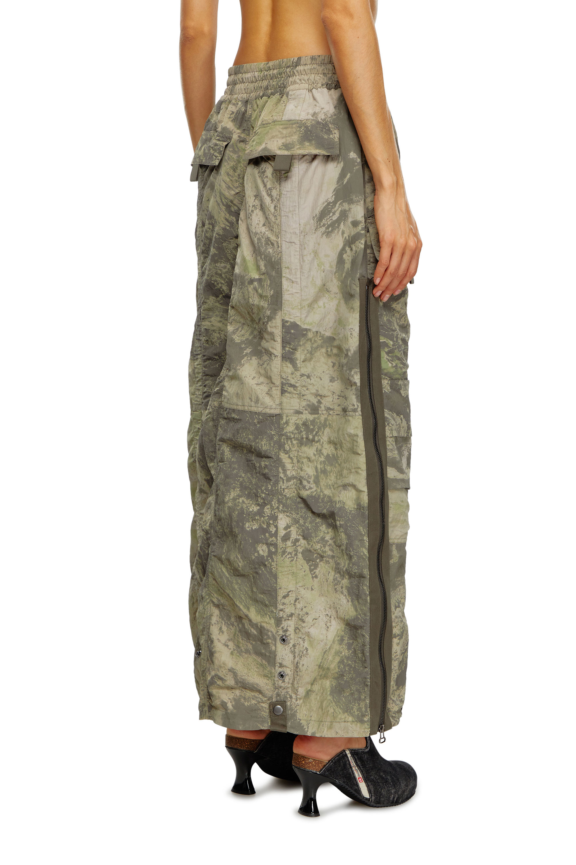 Diesel - O-CREP-N1, Woman Long skirt with cargo pockets in Green - Image 4
