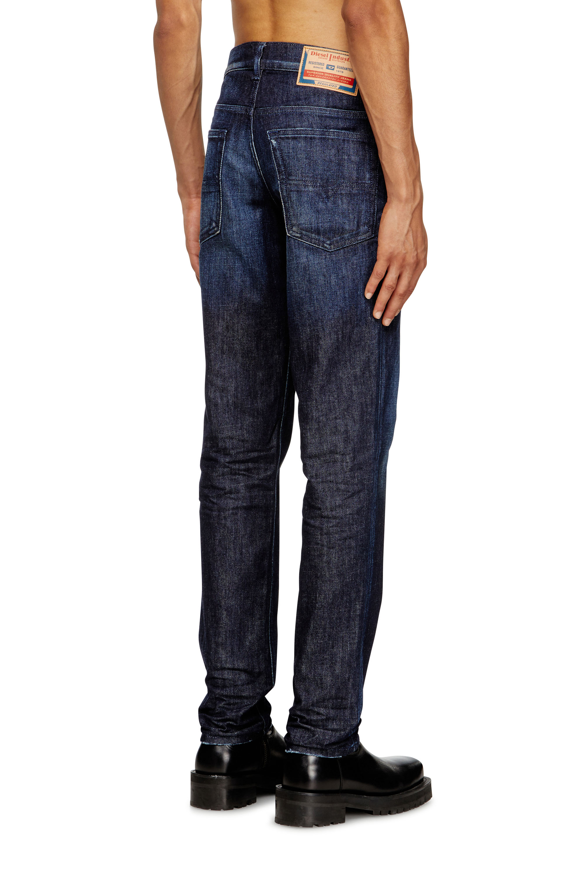 Regular Jeans 2023 D-Finitive 09M19, Dark Blue Diesel - Man's Regular Jeans 2023 D-Finitive 09M19, Dark Blue - 4