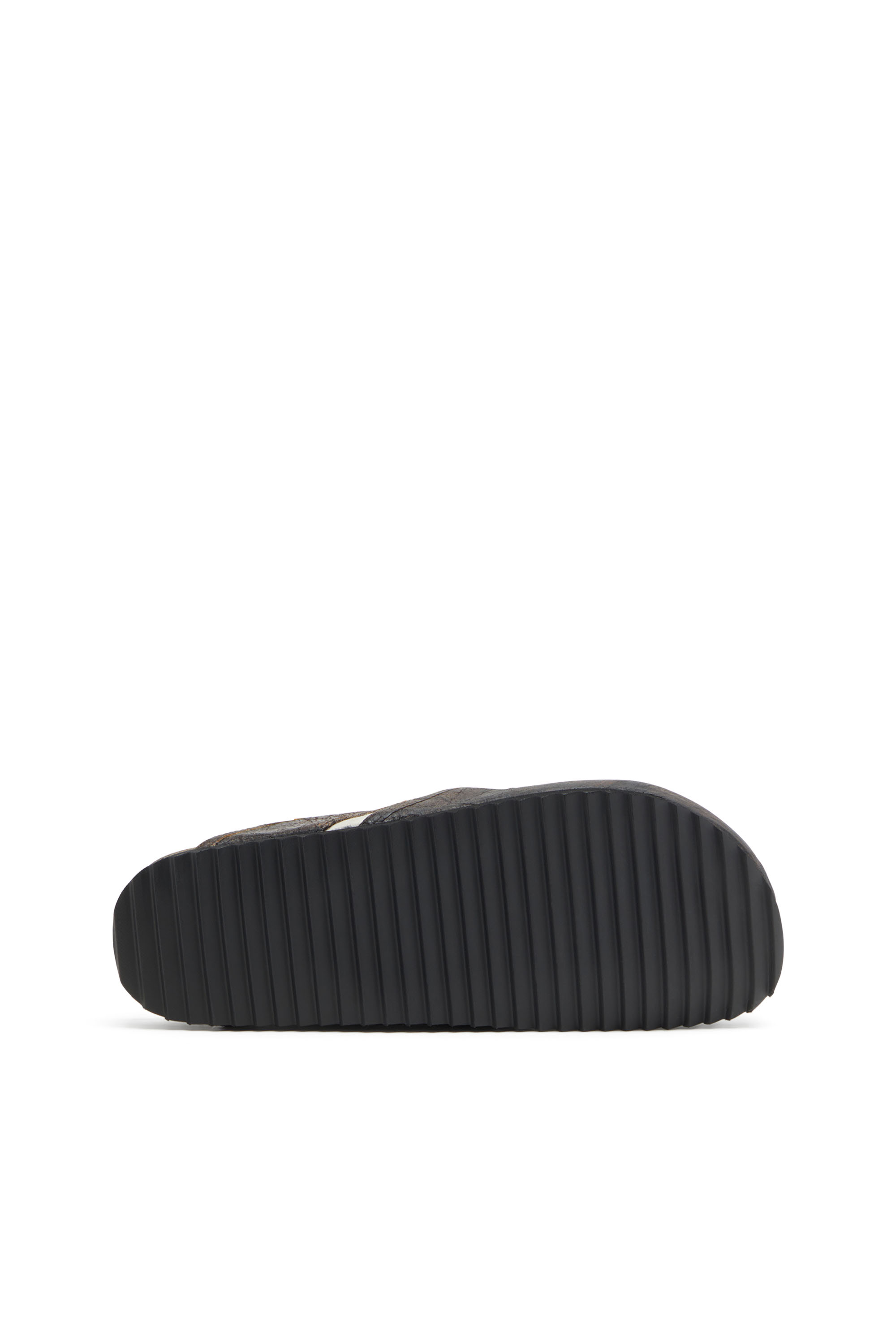 Diesel - D-WOODSTOCK SLIP-ON, Man's D-Woodstock-Clogs in crackle-effect suede in Brown - 4