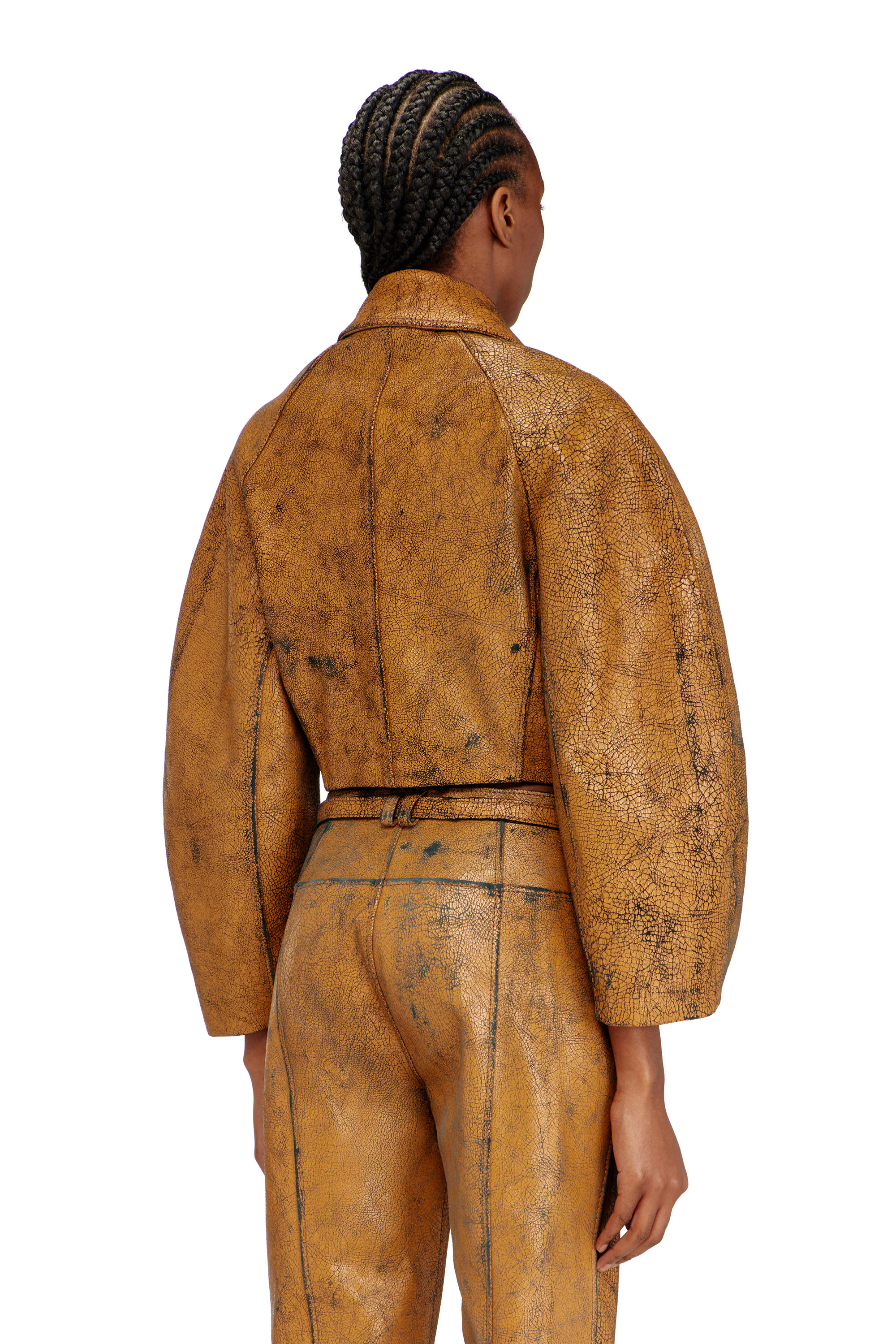 Diesel - L-RAYA, Woman's Cropped cocoon jacket in crackle leather in Brown - 4