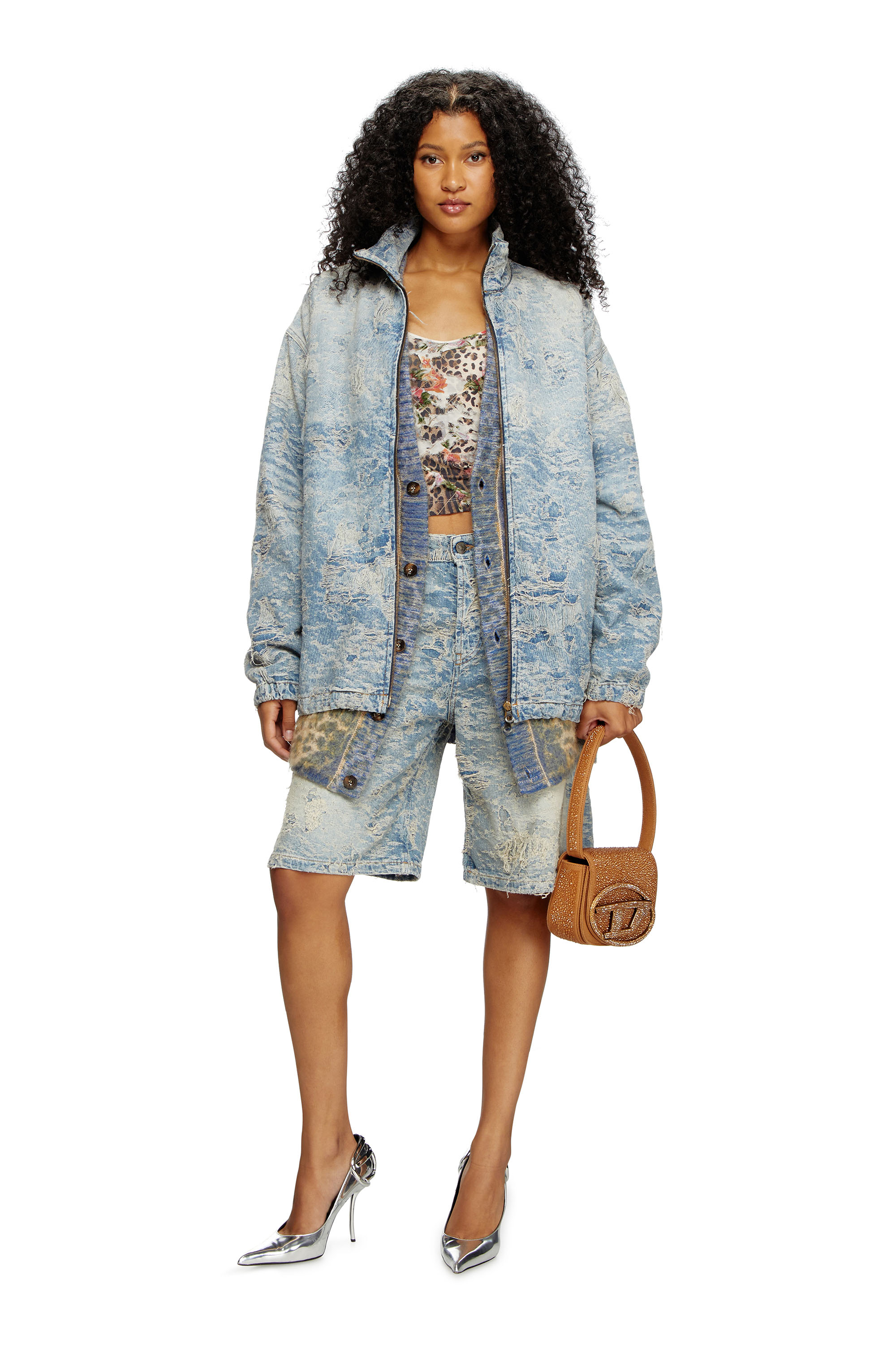 Diesel - DE-SIRE-SHORT-FSF, Woman's Shorts in dirty jacquard denim in Light Blue - 2