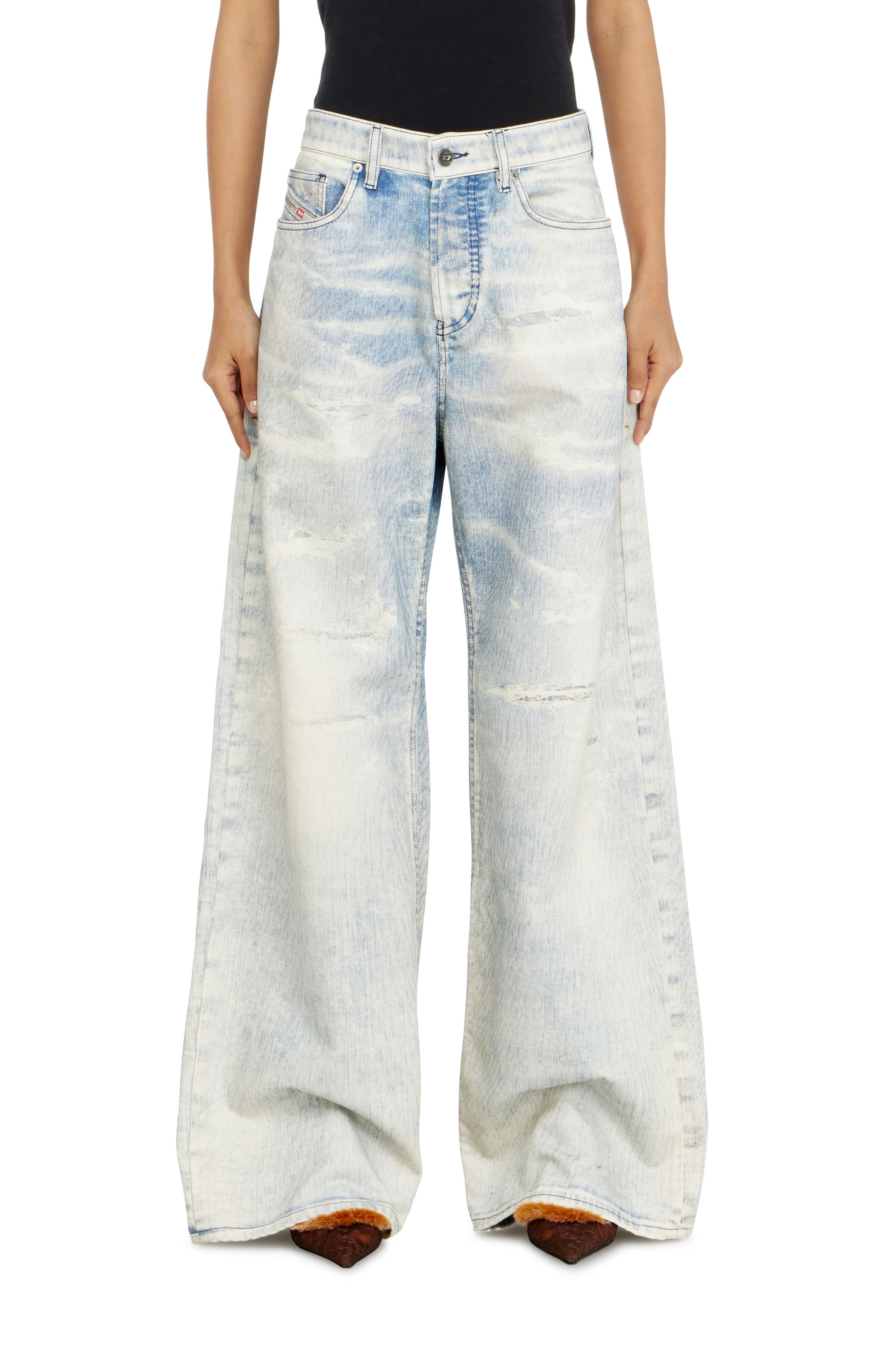 Diesel - Woman's Relaxed Jeans 1996 D-Sire 09R69, Light Blue - 2