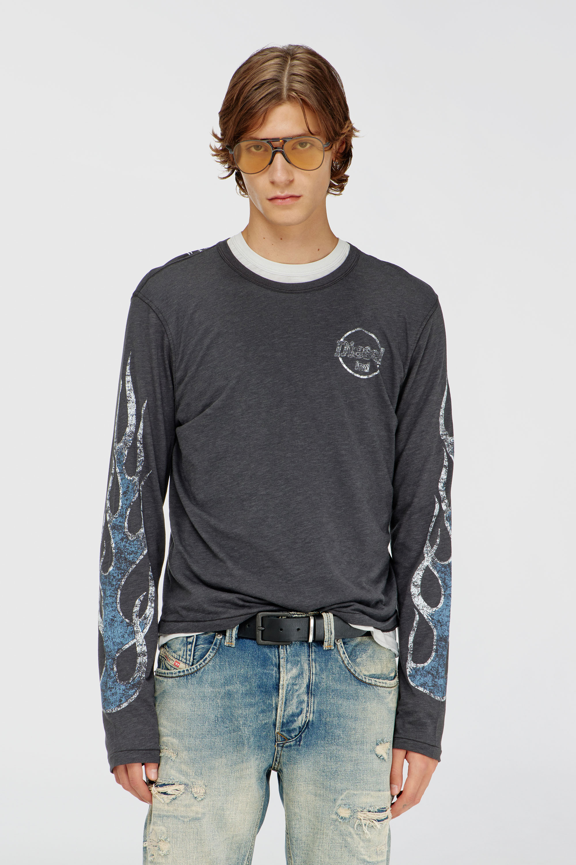 Diesel - T-NOTS-LS, Man's Long-sleeve T-shirt in slub jersey with crack print in Dark grey - 3