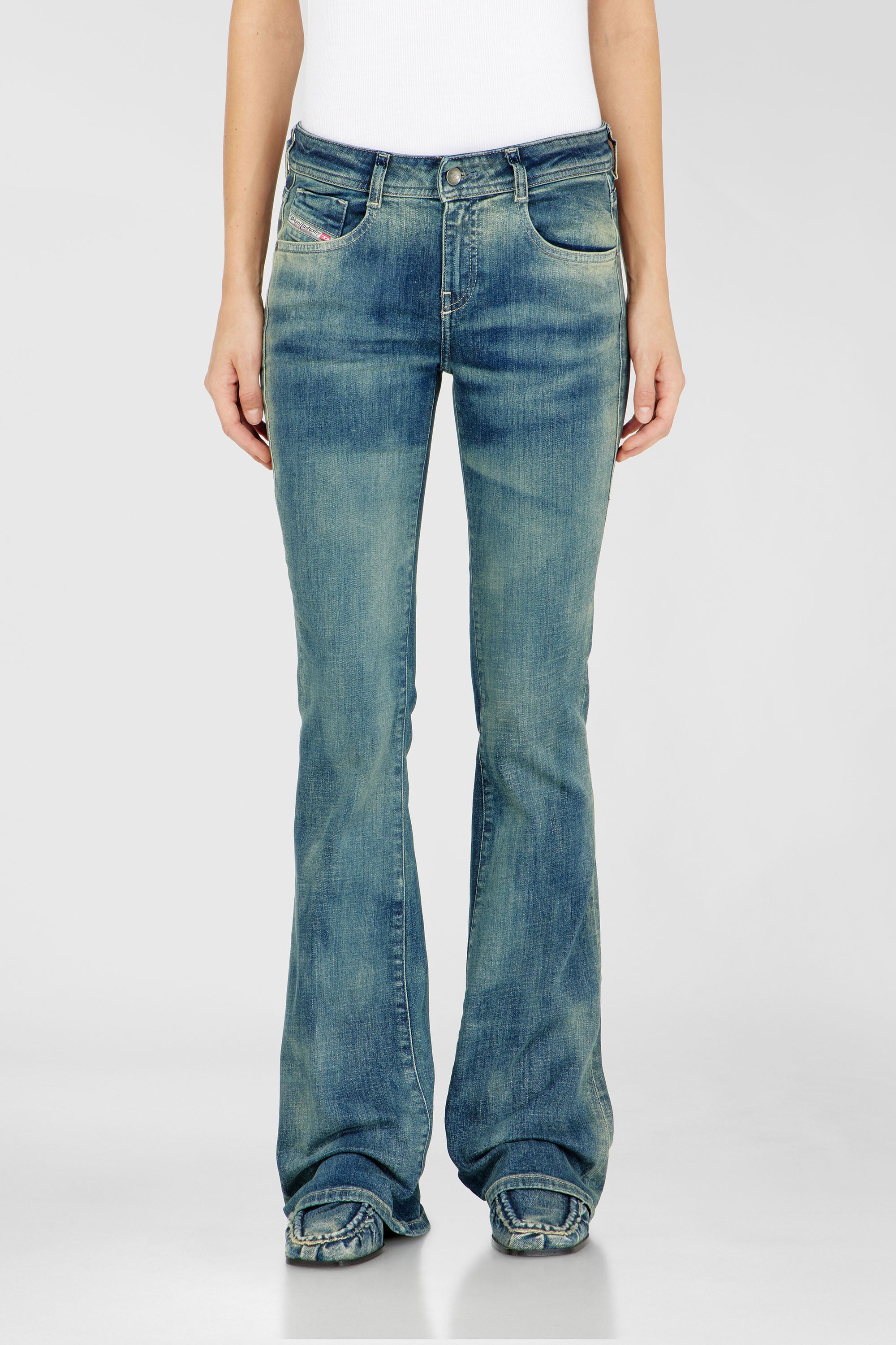Diesel - Woman's Bootcut Jeans 1969 D-Ebbey 09P41, Medium blue - 2